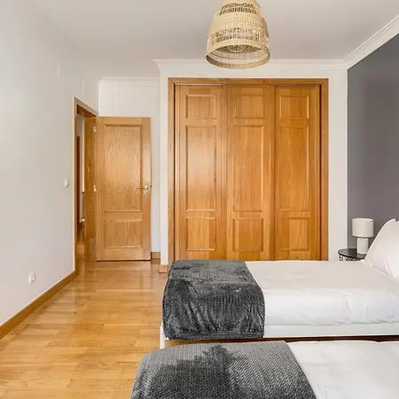 Joivy Splendid House With Garden And Pool * Cascais