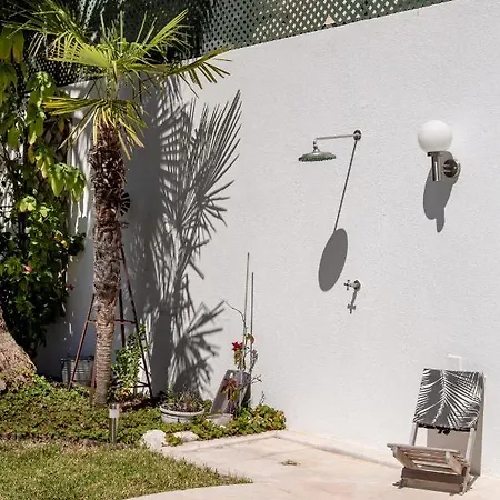 Сasa de vacaciones Joivy Splendid House With Garden And Pool